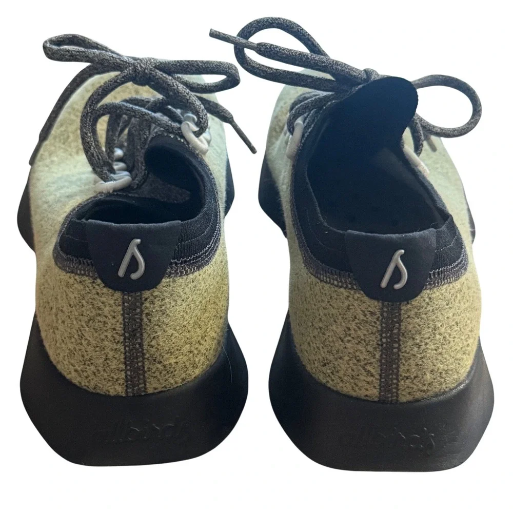 Allbirds Wool Runner Mizzle Sneakers Olive Green Women's 9